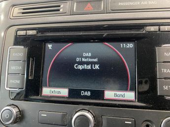 VOLKSWAGEN TIGUAN 2.0 TDI BlueMotion Tech Match SUV 5dr Diesel DSG 4WD Euro 5 (s/s