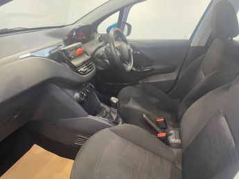 PEUGEOT 208 1.2 VTi Access+ Hatchback 5dr Petrol Manual Euro 5 (82 ps)