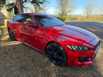 Jaguar XE 2.0d R-Sport Saloon 4dr Diesel Auto Euro 6 (s/s) (180 ps)