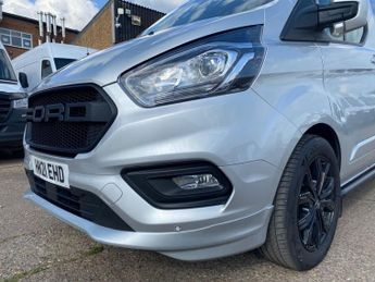 FORD TRANSIT CUSTOM 2.0 TDCI T320 ECOBLUE LIMITED DOUBLE CREW CAB AUTOMATIC 130BHP. 