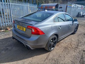 VOLVO S60 2.0 D3 R-Design Lux Nav Saloon 4dr Diesel Auto Euro 6 (s/s) (150