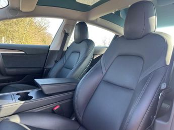 TESLA Model 3 (Dual Motor) Long Range Saloon 4dr Electric Auto 4WDE (346 ps)