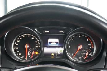 MERCEDES-BENZ CLA 2.1 CLA220d AMG Line Shooting Brake 5dr Diesel 7G-DCT Euro 6 (s/