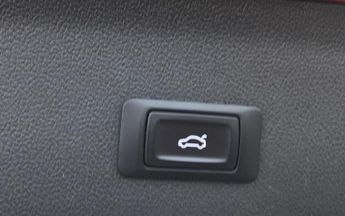 AUDI A4 AVANT 2.0 TDI Black Edition Estate 5dr Diesel Multitronic Euro 6 (s/s)