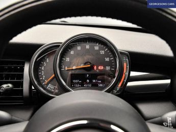 MINI HATCH 2.0 Cooper S Classic Hatchback 3dr Petrol Steptronic Euro 6 (s/s