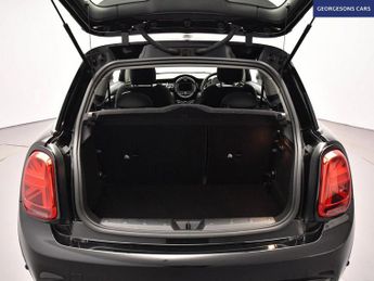 MINI HATCH 2.0 Cooper S Classic Hatchback 3dr Petrol Steptronic Euro 6 (s/s