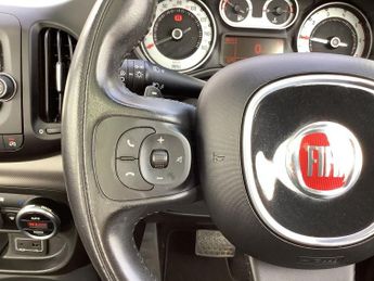 FIAT 500L 1.3 MultiJet Lounge MPV 5dr Diesel Dualogic Euro 6 (s/s) (95 ps)