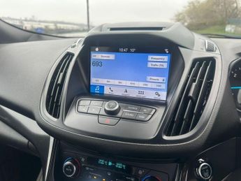 FORD KUGA 2.0 TDCi EcoBlue ST-Line Edition SUV 5dr Diesel Powershift AWD E