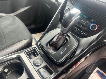 FORD KUGA 2.0 TDCi EcoBlue ST-Line Edition SUV 5dr Diesel Powershift AWD E