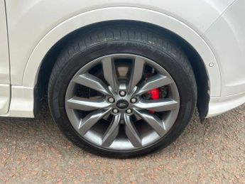 FORD KUGA 2.0 TDCi EcoBlue ST-Line Edition SUV 5dr Diesel Powershift AWD E