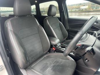 FORD KUGA 2.0 TDCi EcoBlue ST-Line Edition SUV 5dr Diesel Powershift AWD E