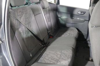 PEUGEOT 3008 1.6 HDi Active SUV 5dr Diesel Manual Euro 5 (115 ps)