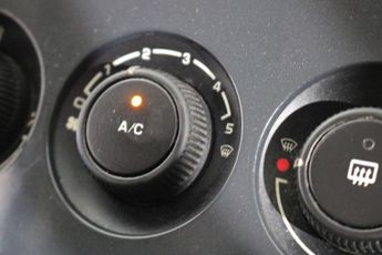 PEUGEOT 3008 1.6 HDi Active SUV 5dr Diesel Manual Euro 5 (115 ps)