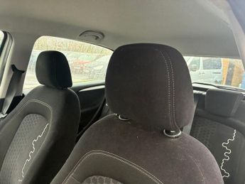 FIAT PUNTO 1.4 Easy Hatchback 5dr Petrol Euro 6 (s/s) (77 bhp)