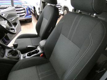 FORD C-MAX 1.0T EcoBoost Titanium MPV 5dr Petrol Manual Euro 5 (s/s) (125 p