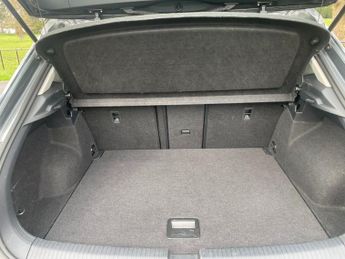 VOLKSWAGEN T-ROC 1.5 TSI Life SUV 5dr Petrol DSG Euro 6 (s/s) (150 ps)