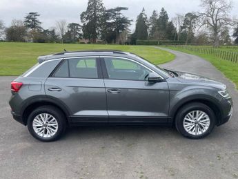 VOLKSWAGEN T-ROC 1.5 TSI Life SUV 5dr Petrol DSG Euro 6 (s/s) (150 ps)