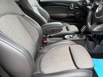 MINI Electric Hatch Cooper SE 32.6kWh Level 2 Hatchback 3dr Electric Auto 