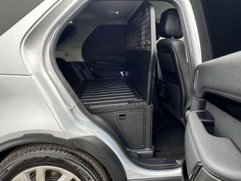 LAND ROVER DISCOVERY 3.0 Discovery SE D MHEV Auto 4WD