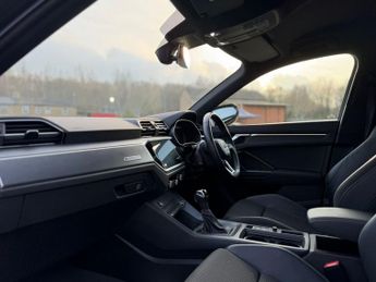 AUDI Q3 2.0 TDI 40 S line SUV 5dr Diesel S Tronic quattro Euro 6 (s/s) (