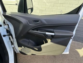 FORD TRANSIT CONNECT 1.5 TDCi 210 Trend Panel Van 5dr Diesel Manual L2 H1 (124 g/km, 