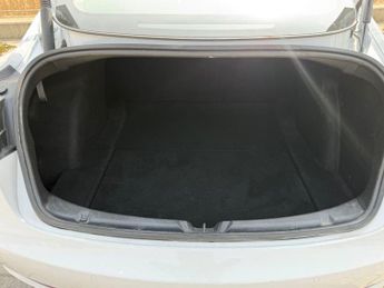 TESLA Model 3 (Dual Motor) Long Range Saloon 4dr Electric Auto 4WDE (346 ps)