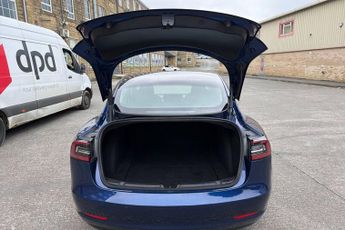 TESLA Model 3 (Dual Motor) Long Range Saloon 4dr Electric Auto 4WDE (346 ps) P