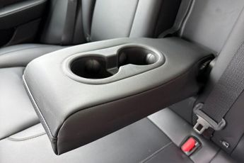 TESLA Model 3 (Dual Motor) Long Range Saloon 4dr Electric Auto 4WDE (346 ps) P