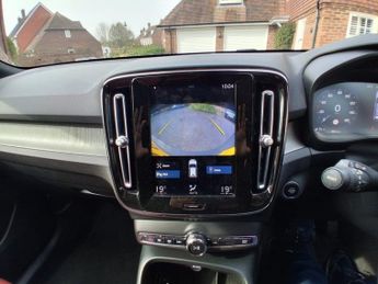 VOLVO XC40 1.5 T3 Inscription SUV 5dr Petrol Auto Euro 6 (s/s) (163 ps) Par