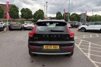 VOLVO XC40 1.5 T3 Inscription SUV 5dr Petrol Auto Euro 6 (s/s) (163 ps) Par