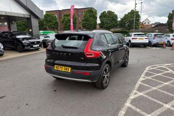 VOLVO XC40 1.5 T3 Inscription SUV 5dr Petrol Auto Euro 6 (s/s) (163 ps) Par