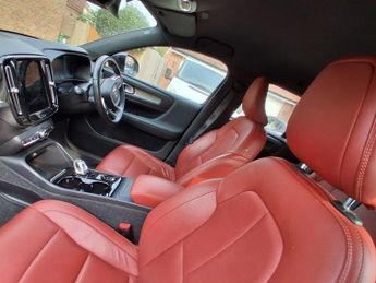 VOLVO XC40 1.5 T3 Inscription SUV 5dr Petrol Auto Euro 6 (s/s) (163 ps) Par