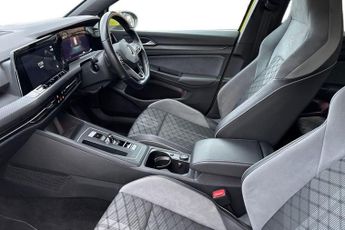 VOLKSWAGEN GOLF 1.5 eTSI MHEV R-Line Hatchback 5dr Petrol Hybrid DSG Euro 6 (s/s