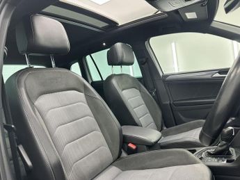 VOLKSWAGEN TIGUAN 2.0 TDI BlueMotion Tech R-Line SUV 5dr Diesel DSG 4Motion Euro 6