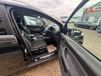 FORD KUGA 2.0 TDCi Zetec SUV 5dr Diesel Manual 2WD Euro 5 (140 ps)