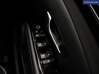 HYUNDAI TUCSON 1.6 h T-GDi Premium SUV 5dr Petrol Hybrid Auto Euro 6 (s/s) (230