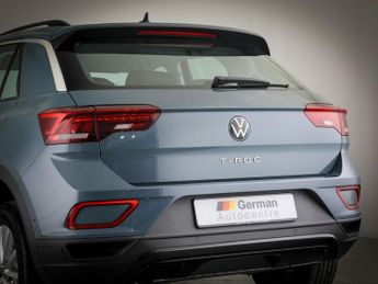 VOLKSWAGEN T-ROC 1.5 TSI Life SUV 5dr Petrol DSG Euro 6 (s/s) (150 ps)