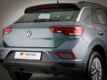 VOLKSWAGEN T-ROC 1.5 TSI Life SUV 5dr Petrol DSG Euro 6 (s/s) (150 ps)