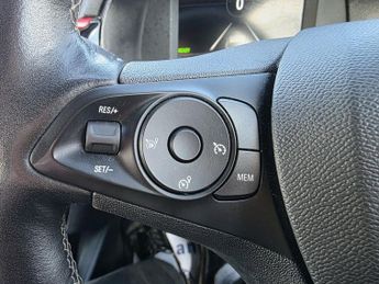 VAUXHALL Corsa Electric 50kWh SRi Nav Premium Hatchback 5dr Electric Auto (7.4Kw Charger