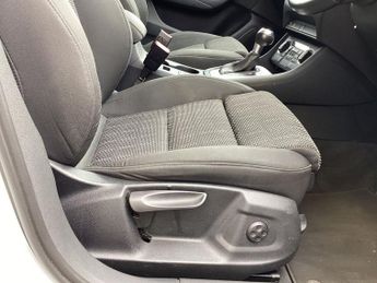 AUDI Q3 1.4 TFSI CoD Sport SUV 5dr Petrol S Tronic Euro 6 (s/s) (150 ps)