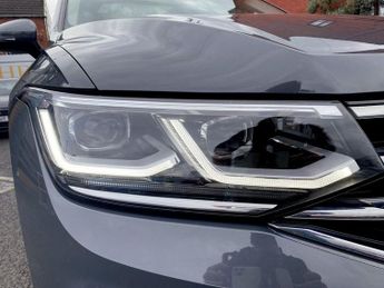 VOLKSWAGEN TIGUAN 1.5 TSI Elegance SUV 5dr Petrol DSG Euro 6 (s/s) (150 ps)