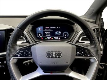 AUDI Q4 E-TRON 40 S line Sportback 5dr Electric Auto 82kWh (204 ps)