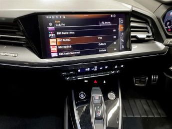 AUDI Q4 E-TRON 40 S line Sportback 5dr Electric Auto 82kWh (204 ps)