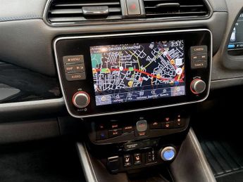 NISSAN LEAF 40kWh Tekna Hatchback 5dr Electric Auto (150 ps)