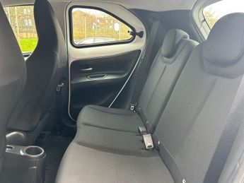 TOYOTA AYGO X 1.0 VVT-i Pure Hatchback 5dr Petrol x-shift Euro 6 (s/s) (72 ps)