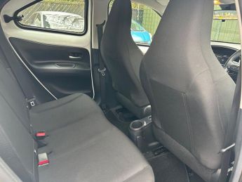 TOYOTA AYGO X 1.0 VVT-i Pure Hatchback 5dr Petrol x-shift Euro 6 (s/s) (72 ps)