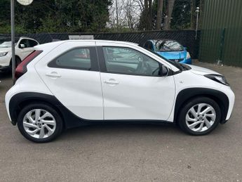 TOYOTA AYGO X 1.0 VVT-i Pure Hatchback 5dr Petrol x-shift Euro 6 (s/s) (72 ps)