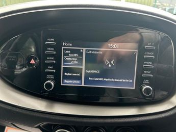 TOYOTA AYGO X 1.0 VVT-i Pure Hatchback 5dr Petrol x-shift Euro 6 (s/s) (72 ps)