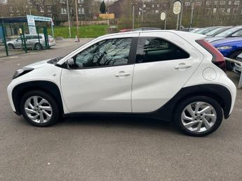 TOYOTA AYGO X 1.0 VVT-i Pure Hatchback 5dr Petrol x-shift Euro 6 (s/s) (72 ps)