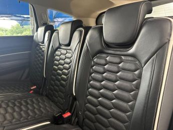 FORD S-MAX 2.0 TDCi Vignale MPV 5dr Diesel Powershift Euro 6 (s/s) (180 ps)